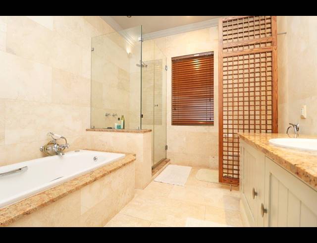 4 BEDROOM HOUSE TO LET IN SAXONWOLD